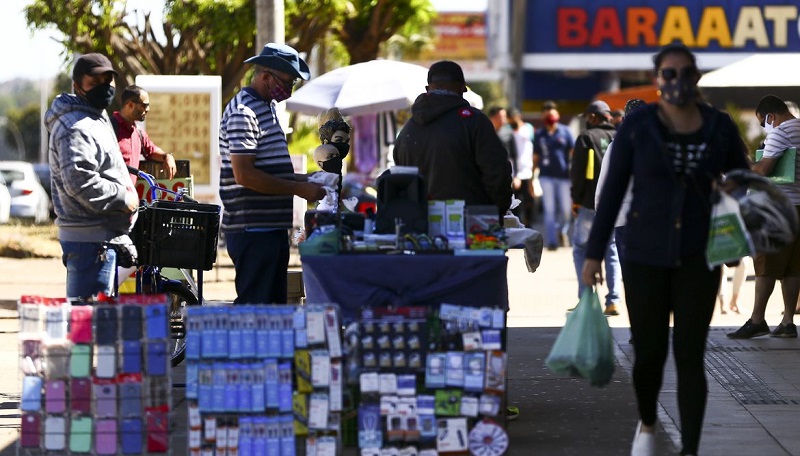 IBGE-aponta-que-1-milhao-de-pessoas-voltaram-a-procurar-emprego-RADAR-DF