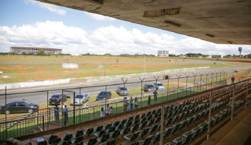 Recentemente, o Banco de Brasília (BRB) e a Terracap assinaram um memorando de entendimentos para tocar as obras.