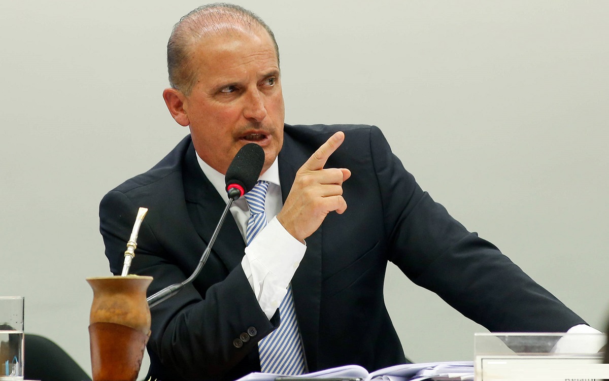 Ministro do Trabalho e Previdência do governo Bolsonaro protestou contra a união de seu partido ao PSL de Luciano Bivar. Se aprovado, 