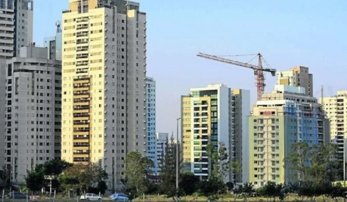 Segundo dados da Associação Brasileira das Entidades de Crédito Imobiliário e Poupança (Abecip), de janeiro a agosto deste ano, o BRB concedeu quase R$ 2 bilhões em crédito imobiliário.