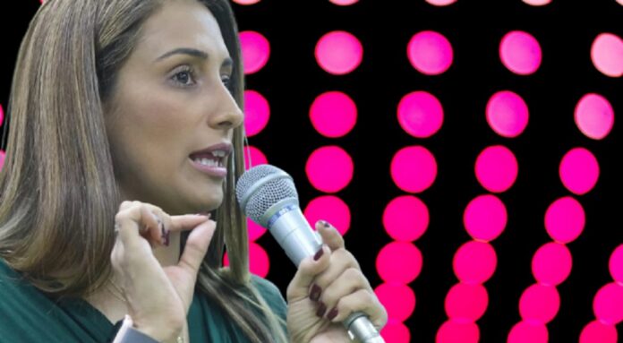 flávia pode continuar no comando do pl apesar de ficar sem mandato
