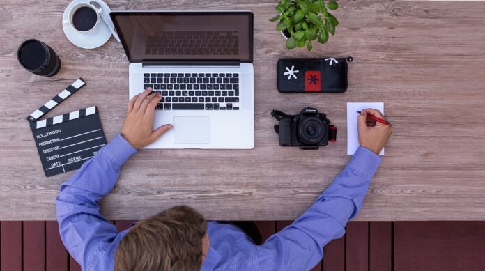 projeto circuit online oferecerá, oficinas de roteiro para jovens e adultos