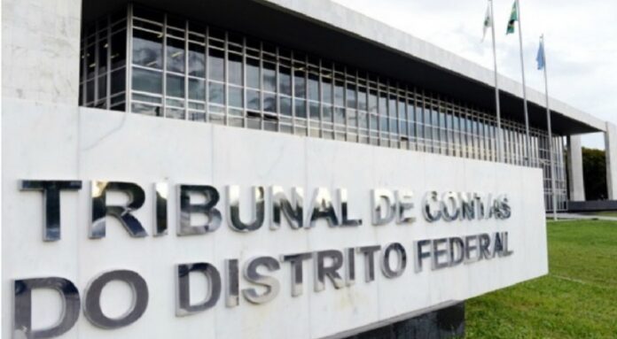 tcdf condena ex gestores da educação e empresa a pagar r$ 8 mi ao gdf