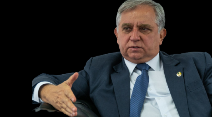 senador izalci afirma que lei das estatais é um retrocesso