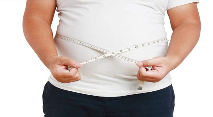 no df, 71% dos adultos e 36% dos adolescentes estão acima do peso