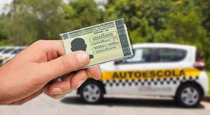 projeto sugere diminuir para 16 anos idade mínima para tirar cnh