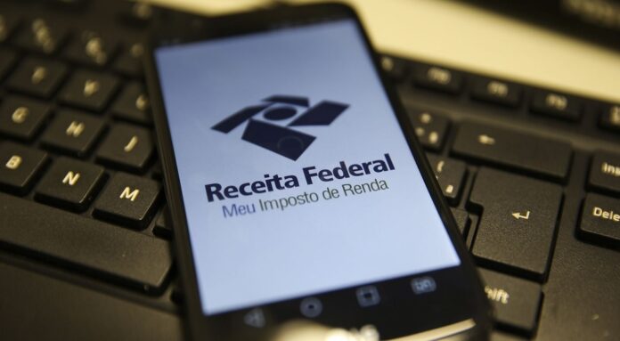 proposta deve incluir até 1,3 milhão de pessoas na isenção do imposto de renda em 2024