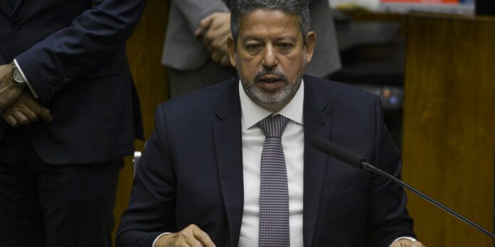 Após acordo anunciado pelo presidente da Câmara dos Deputados, Arthur Lira (PP-AL), os líderes decidiram votar urgência na noite de hoje e a análise do mérito na próxima semana.