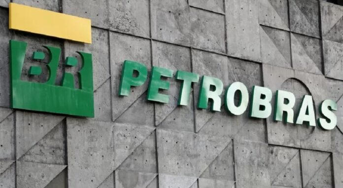 Petrobras corta preço do querosene de aviação em 12,6%
