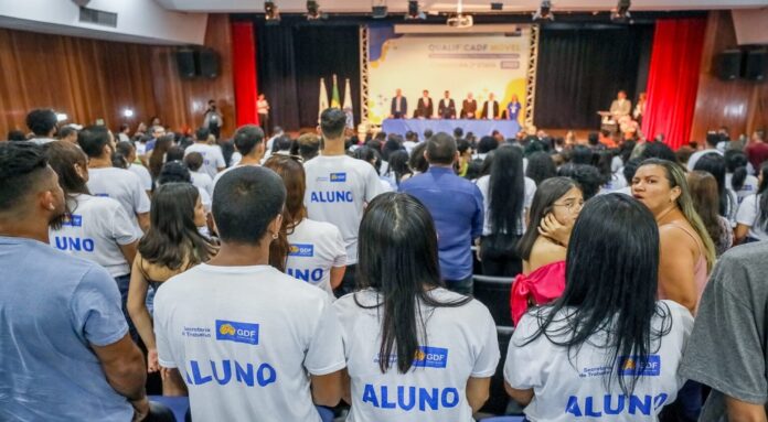 Inscrições para 880 vagas no QualificaDF Móvel terminam nesta terça (25)