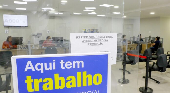 Agência do Trabalhador oferece serviços para candidatos e empresas
