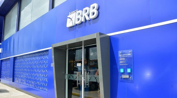 O BRB alcançou R$ 45 bilhões em ativos totais, aumento de 21,2% em 12 meses, com destaque para a carteira de crédito, que chegou à marca de R$ 33 bilhões, ampliação de 30,5%.