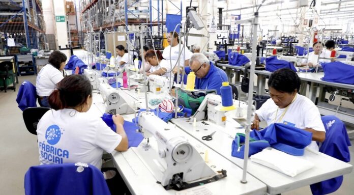 Abertas inscrições para curso de corte e costura na Fábrica Social