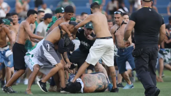 A medida trará consequências financeiras para ambos os clubes. A venda de ingressos é uma importante fonte de receita para os times e a restrição dessa possibilidade certamente afetará as finanças das agremiações.