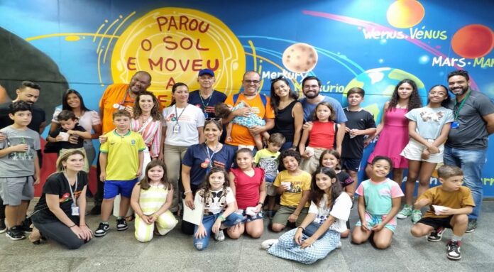 Grafite em homenagem a Copérnico é inaugurado na Estação Galeria