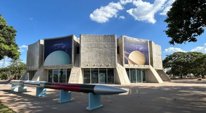 Planetário de Brasília oferece colônia de férias para os pequenos