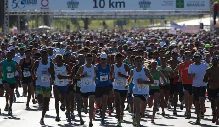 Os kits da corrida serão entregues de 22 a 24 de janeiro, das 10h às 19h, no Pavilhão de Exposições do Parque da Cidade.  Durante a retirada, o corredor poderá doar, de forma voluntária, 2 kg de alimento não perecível.