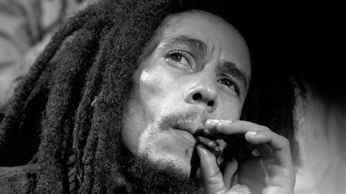 As águas do Paranoá estão reservadas, no dia 4 de maio, para um tributo ao embaixador do reggae e ícone da fé Rastafári: Bob Marley. Você não pode perder a 2ª edição do 