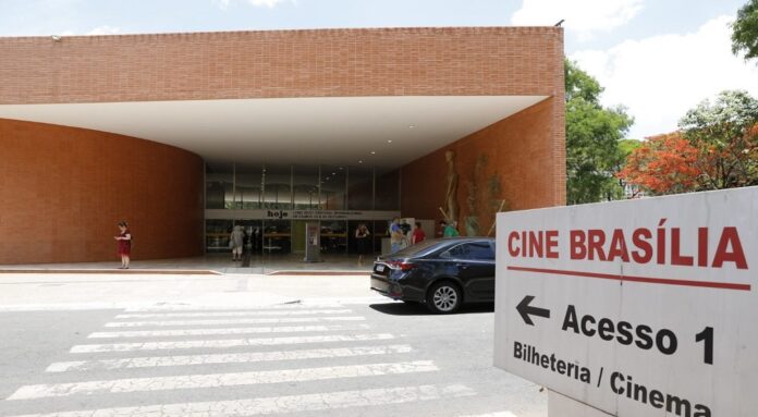 Cine Brasília fará exibição especial de reabertura no dia 22 de abril