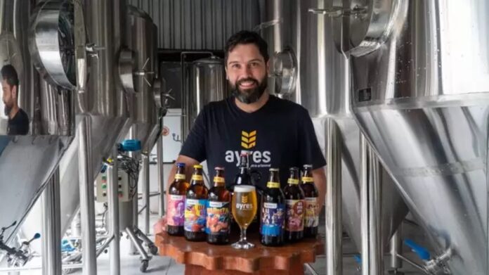 Empresário Pedro Ferraz Ayres destaca os produtos da Cervejaria Ayres, que estão  conquistando o paladar do público cervejeiro de Brasília, e transformando o mercado da capital federal.