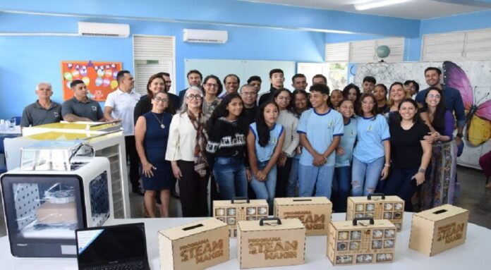 Laboratórios móveis, Smart Labs chegam às escolas públicas do DF