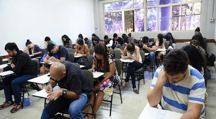 Prazo para inscrição no Encceja 2024 termina nesta sexta-feira