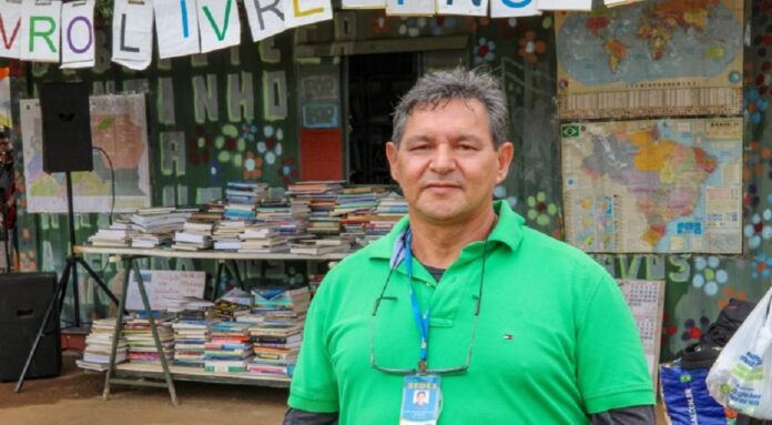 Centro Pop Brasília promove incentivo à leitura entre pessoas em situação de rua