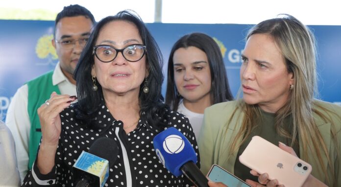 A declaração de Damares, silencia algumas vozes que pensam ao contrário e reflete a lealdade política da senadora que pode ser decisivo no fortalecimento da candidatura de Celina Leão ao governo do Distrito Federal, em 2026.