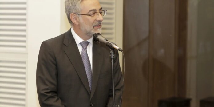 Em Brasília, o embaixador teve encontros com o chanceler Mauro Vieira e com o presidente Luiz Inácio Lula da Silva, durante almoço de recepção oficial ao presidente da Itália, Sergio Mattarella.