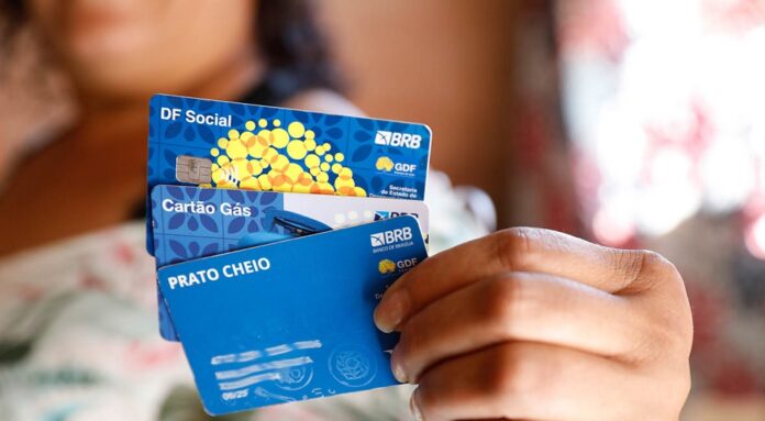 Liberados mais de R$ 42 milhões para pagamento do Cartão Prato Cheio, DF Social e Cartão Gás