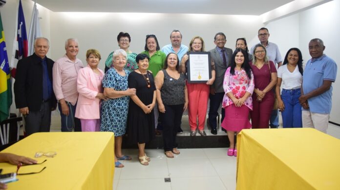 O Rotary Club São Luís Praia Grande é homenageado com a Medalha do Mérito Ernesto Silva, maior honraria do Rotary de Brasília, em reconhecimento aos 60 anos de serviços voluntários prestados à comunidade.