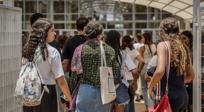 Saiba quais documentos são aceitos para participar do Enem em novembro