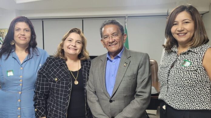 Representante do Rotary Club de Brasília e da ABRACI unem forças com a Secretaria de Saúde do DF para reduzir filas de espera e garantir inclusão social e tratamento humanizado a crianças com TEA na capital.