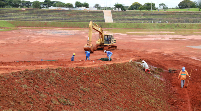 Parque Urbano da Paz: Nova Obra do Drenar DF ​​Une Inovação no Controle de Águas Pluviais e Lazer com Paisagismo e Esculturas na L4 Norte, Tornando-se Ponto Turístico em Brasília