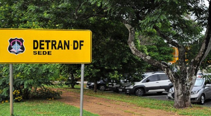 Detran-DF oferece aulas gratuitas de revisão para candidatos à CNH