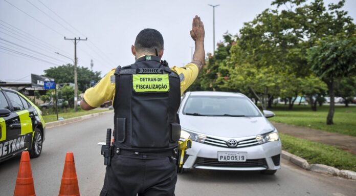 Dívidas com o Detran-DF podem ser parceladas no cartão de crédito