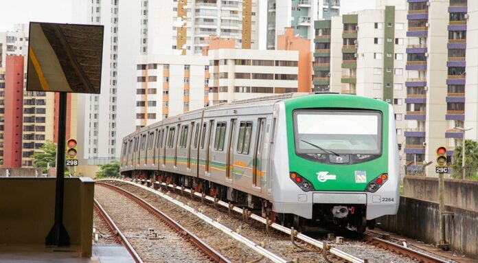 Metrô-DF abre licitação para estudos de expansão