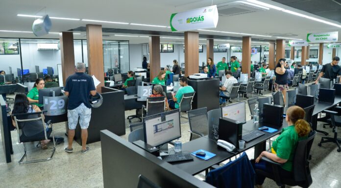 Os feriados de Natal e Ano Novo trarão mudanças nos horários de funcionamento das repartições públicas e serviços do Estado de Goiás.