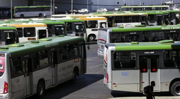 Aumento das passagens de ônibus entre DF e Entorno é suspenso