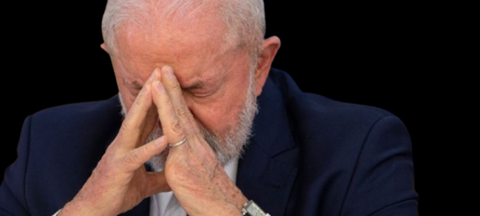 Com popularidade em queda, governo Lula apela a autoelogios e promessas vazias, enquanto inflação, violência e desconexão com o povo corroem o mandato. Sidônio tenta vender o peixe, mas o Brasil já sentiu o cheiro do fiasco