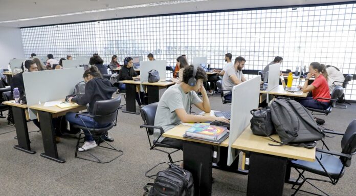 Biblioteca Nacional de Brasília oferece curso gratuito de inglês