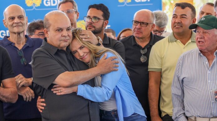A construção de alianças políticas liderada por Ibaneis, que fortalece a centro-direita no DF, é vista como um fator decisivo para a sua vitória rumo ao Senado e a continuidade com Celina Leão no Buriti em 2026.