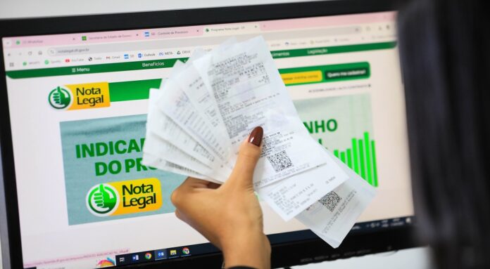 Contribuintes sorteados no Nota Legal ainda têm R$ 415 mil a receber