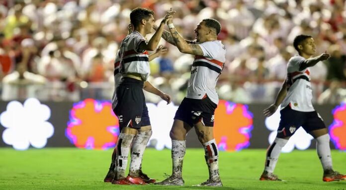 Fora de casa, São Paulo bate Náutico pela Copa do Brasil