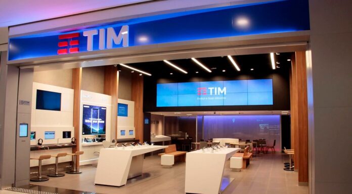 Operadora de telefonia inaugura primeira loja em Planaltina