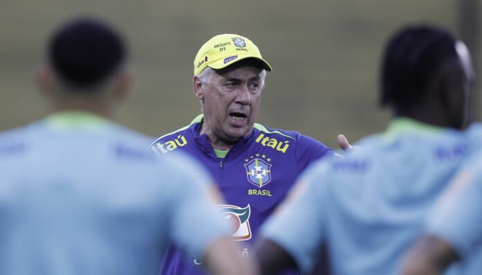Caso as alterações sejam mantidas, Matheus Cunha e Raphinha substituirão Richarlison e Estevão, respectivamente.