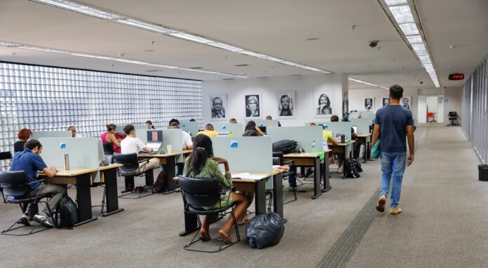 Biblioteca Nacional abre inscrições para cursos gratuitos de inglês