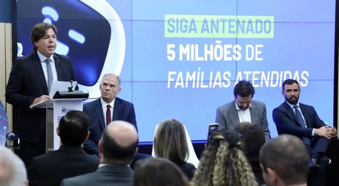 Mais de 5 milhões de famílias do CadÚnico receberam antenas digitais