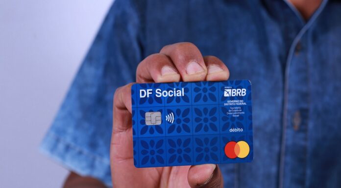 Novos beneficiários do DF Social têm até o dia 25 para abrir conta no BRB