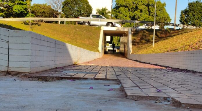 Reforma das passagens subterrâneas do Plano Piloto tem início pela 102 Sul
